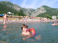 Отдых в Черногории - это прогулки по уникальным местам, экскурсионные программы, купание в море!