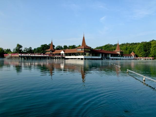 Озеро Хевиз через Вену! от 564 евро